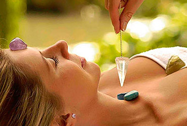 Armonización de chakras con péndulo